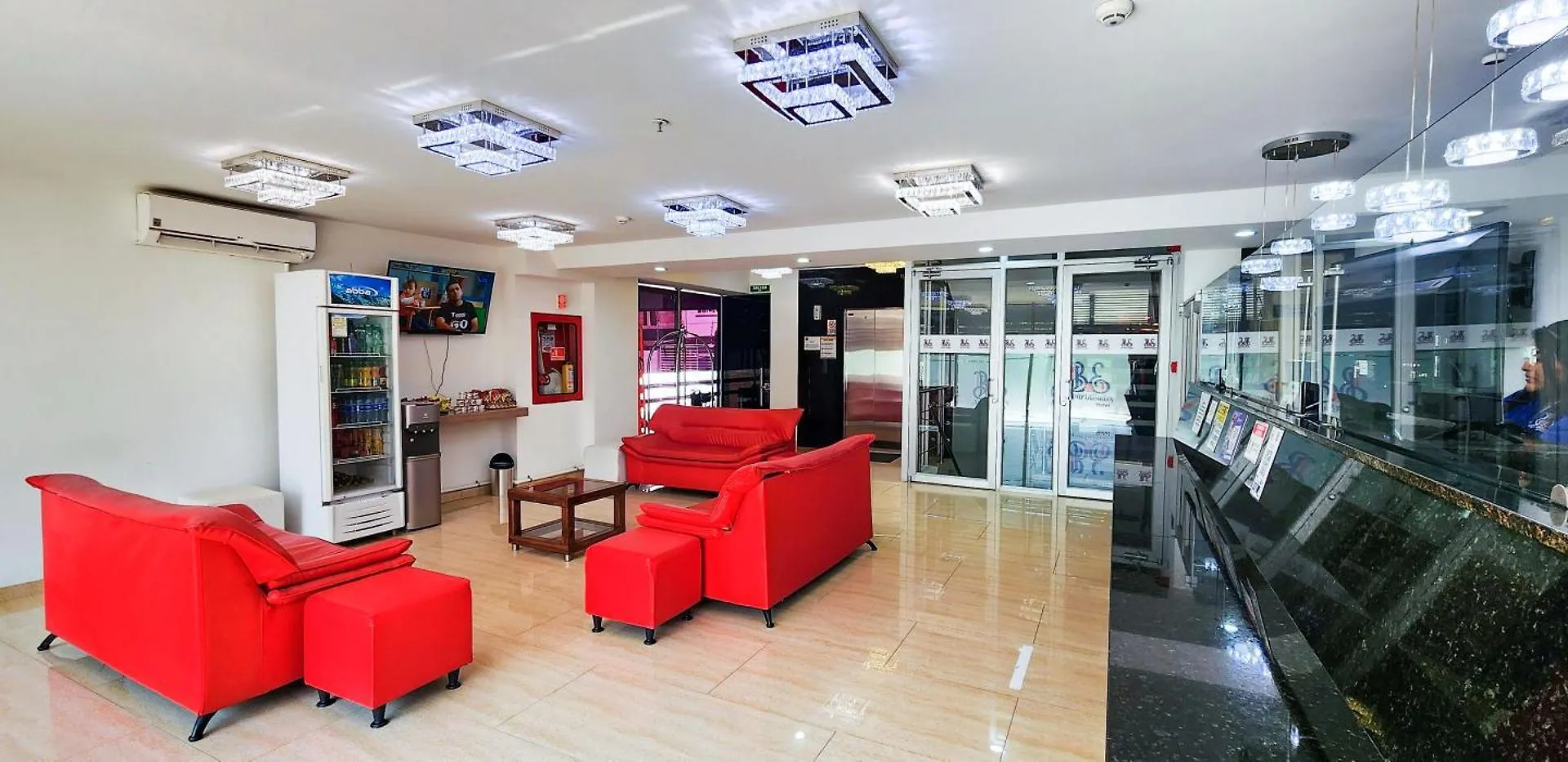 Hotel BE Suites Cali 4*,
