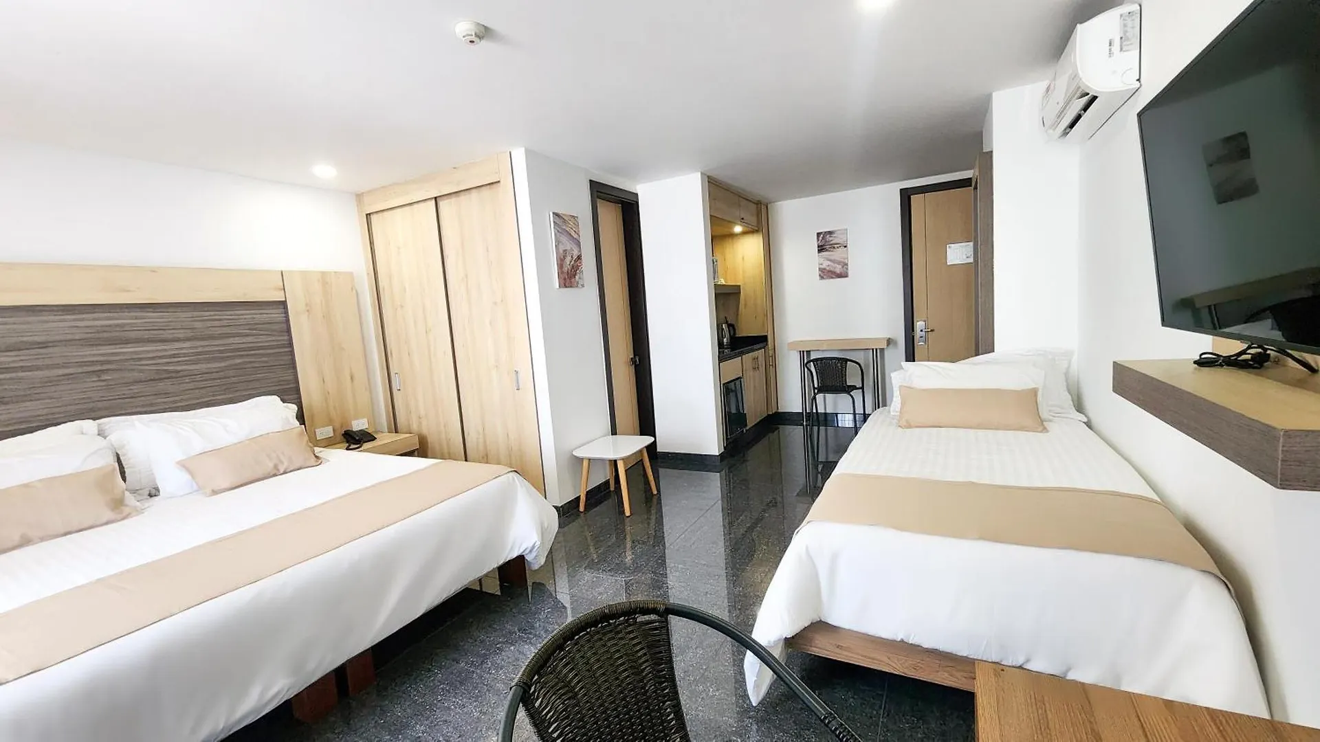 Hotel Be Suites קאלי