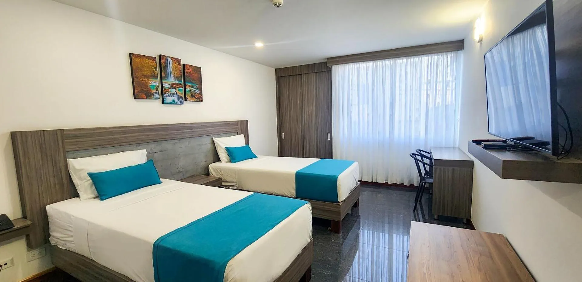 Hotel Be Suites كالي